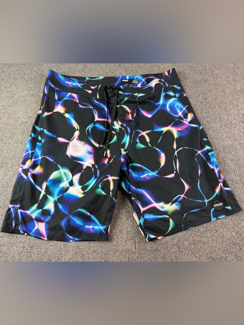 Oakley Hydrolix Performance Fit Men Drawstring 9" Boardshorts Size 36